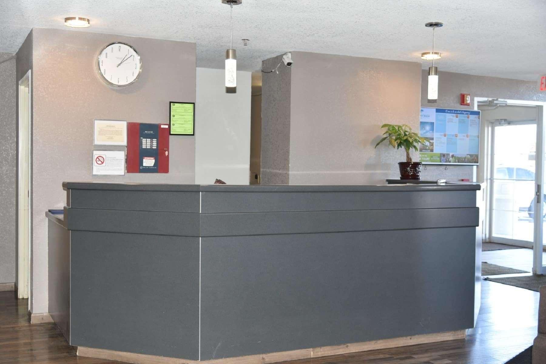 Microtel Inn & Suites By Wyndham Fond Du Lac Exterior photo